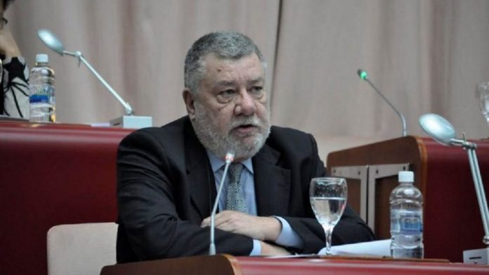 Chubut: Meza Evans dijo que hay consenso contra la minería y defendió la postura que tomó Das Neves Chubut: Meza Evans dijo que hay consenso contra la minería y defendió la postura que tomó Das Neves