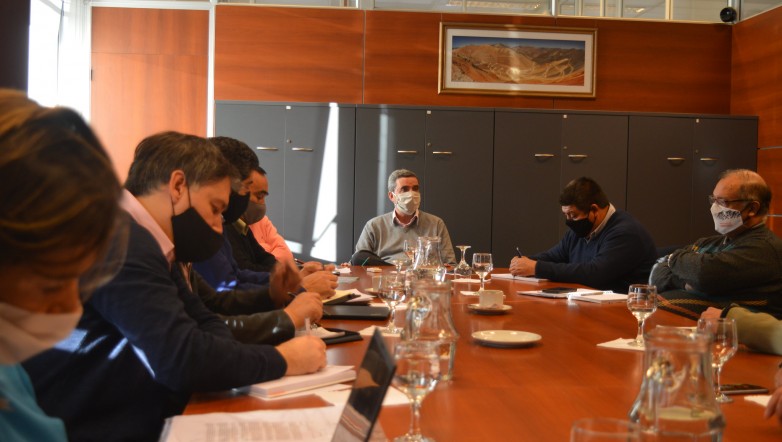 San Juan: Minería logró un principio de solución entre proveedores iglesianos y Veladero San Juan: Minería logró un principio de solución entre proveedores iglesianos y Veladero