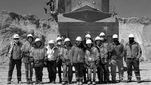 Mujeres en minería: los obstáculos para entrar y permanecer en el sector Mujeres en minería: los obstáculos para entrar y permanecer en el sector