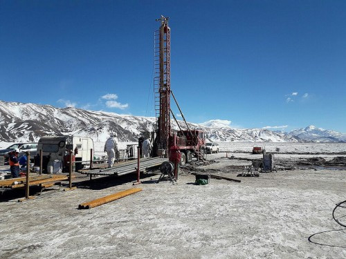 Catamarca: Neo Lithium produce carbonato de litio de grado de batería en su planta piloto