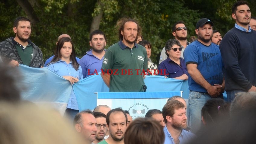 Obreros de Loma Negra Barker: "cuando lleguen los telegramas arranca esta lucha"