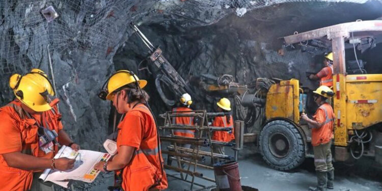 Perú: Proyectos mineros generarían 600 mil empleos