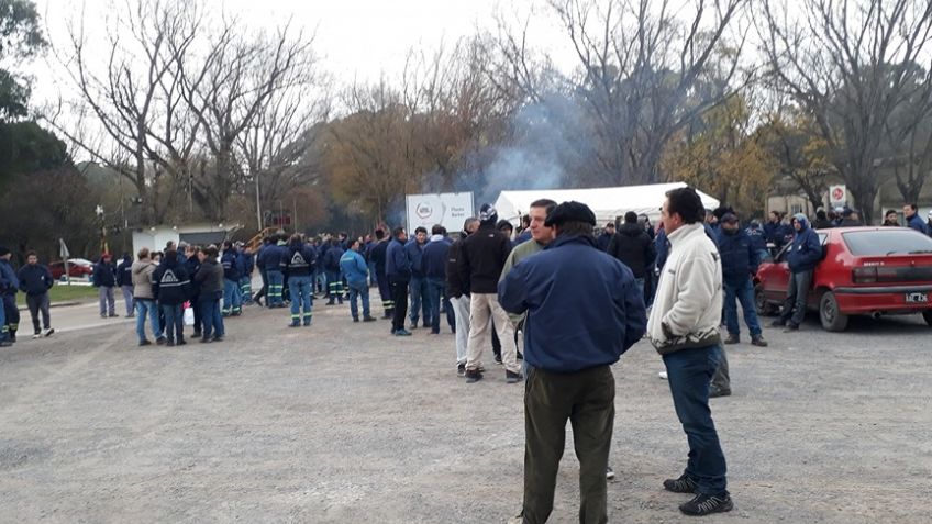 Buenos Aires: Pese a promesas de Vidal, obreros denuncian aprietes de Loma Negra y Ministerio