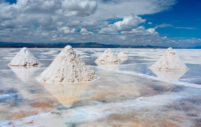 Bolivia: Producción de carbonato de litio grado batería en duda