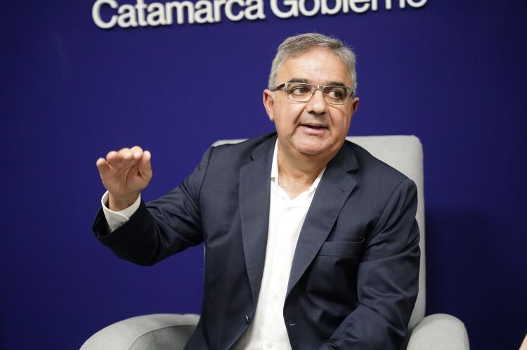 Raúl Jalil opinó sobre el tratamiento de la ley de Glaciares en el Senado: "No hay impacto ambiental más negativo que la pobreza"