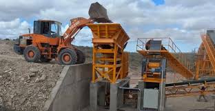 Río Negro: Primer movimiento del proyecto de hierro cerca de Sierra Grande: harán una prueba con camiones