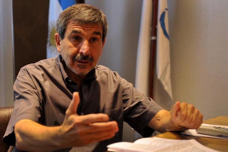 Roberto Salvarezza: "Esperamos este año poder producir las primeras baterías de litio en el país" Roberto Salvarezza: "Esperamos este año poder producir las primeras baterías de litio en el país"