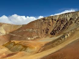 San Juan: Mogotes Metals asegura financiamiento estratégico de C$19 millones con respaldo de CD Capital