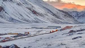 San Juan/Movimiento de gigantes: qué hay detrás de la millonaria retirada de Rio Tinto en El Altar y su apuesta en Los Azules