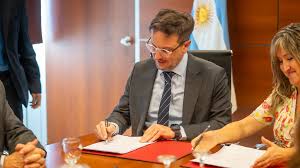 San Juan: Nuevas carreras técnicas universitarias en departamentos mineros de la provincia