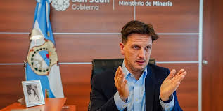 San Juan: Para el Ministro Perea "Una ley de glaciares se crea para proteger las reservas activas de agua"