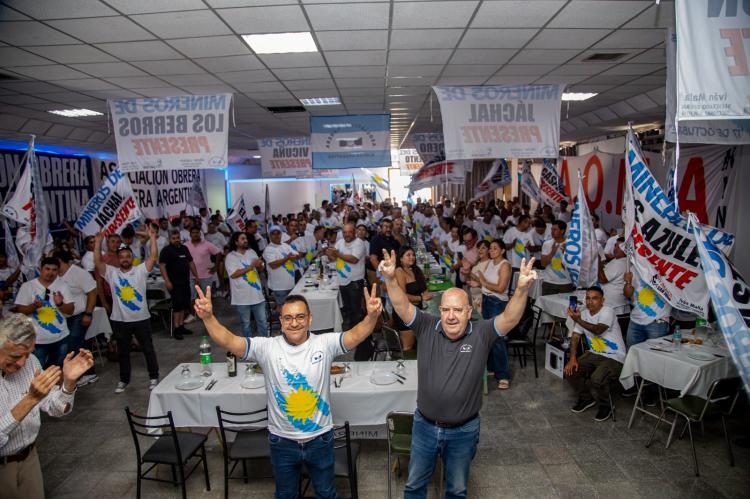 San Juan reunió a más de 300 mineros en un contundente respaldo a la candidatura de Héctor Laplace para AOMA