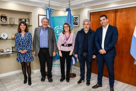 Santa Cruz: Alicia recibió a autoridades de Yacimientos Mineros de Agua de Dionisio de Catamarca