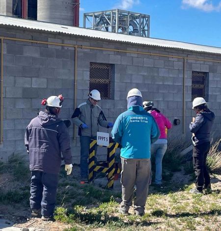 Santa Cruz: El Gobierno Provincial refuerza controles ambientales en yacimientos del norte santacruceño Santa Cruz: El Gobierno Provincial refuerza controles ambientales en yacimientos del norte santacruceño