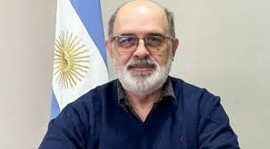Santa Cruz/Pedro Tiberi sobre la nueva Ley 90/10: "Es una ley difícil de aplicar, sobre todo en minería" Santa Cruz/Pedro Tiberi sobre la nueva Ley 90/10: "Es una ley difícil de aplicar, sobre todo en minería"