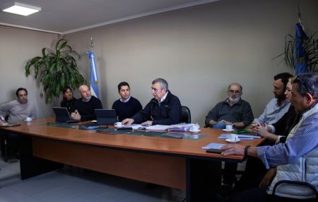 Santa Cruz: Piden mayor contratación de empresas santacruceñas en la industria minera Santa Cruz: Piden mayor contratación de empresas santacruceñas en la industria minera