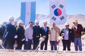 Se inauguró la primera planta comercial de litio de Salta