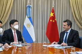 Sergio Massa recibió al embajador de China para hablar de inversiones y minería Sergio Massa recibió al embajador de China para hablar de inversiones y minería