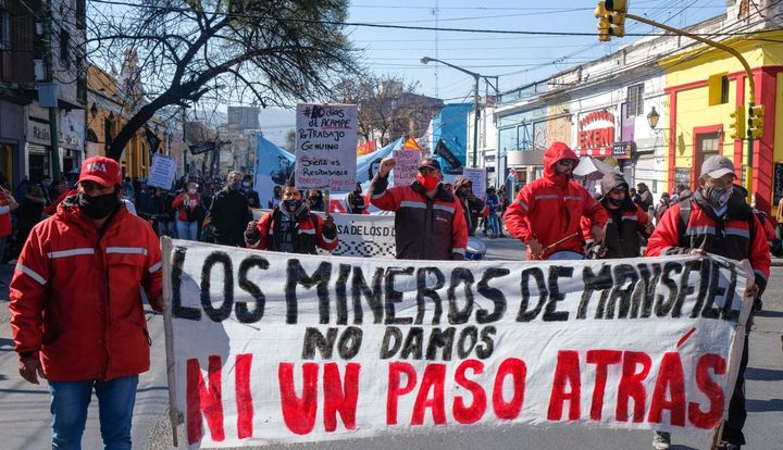 Salta: Trabajadores hicieron oír sus reclamos en las calles salteñas