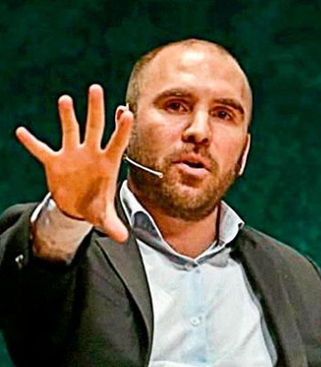 Un PDAC 2022 auspicioso que no escapó a los vaivenes de la política nacional Un PDAC 2022 auspicioso que no escapó a los vaivenes de la política nacional