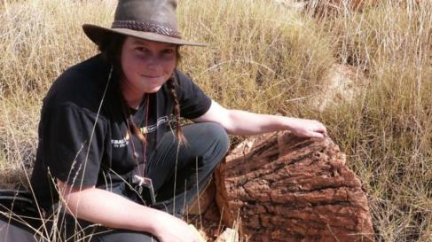 Una estudiante descubrió por accidente un mineral más escaso que el oro