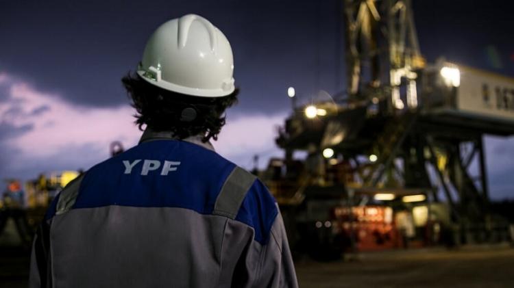 YPF apuesta por los autos eléctricos: firmó alianza clave con el principal fabricante global de baterías de litio YPF apuesta por los autos eléctricos: firmó alianza clave con el principal fabricante global de baterías de litio